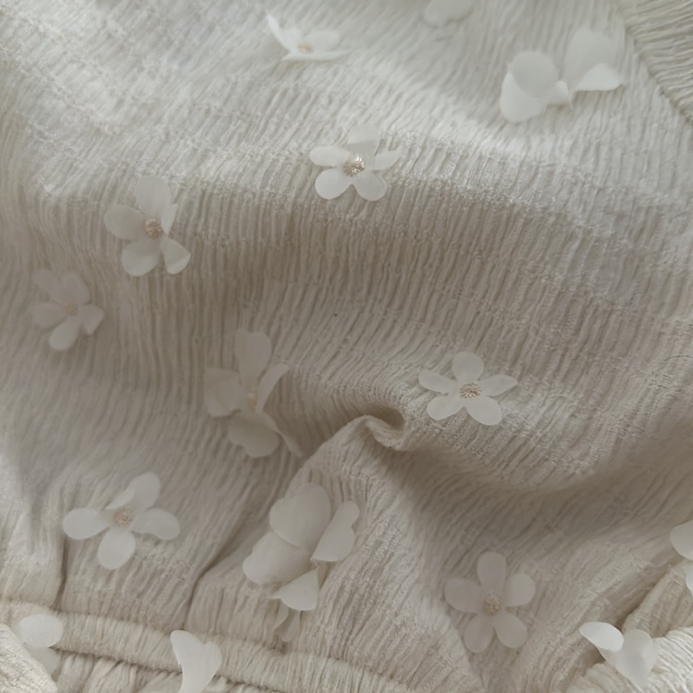 ARULA Ivory V-Neck Peplum Blouse - Picture 6 of 7